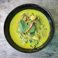 Curry vert de poulet au lait de coco