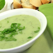 Soupe de légumes verts