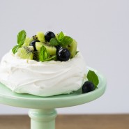 Pavlova kiwi et raisin