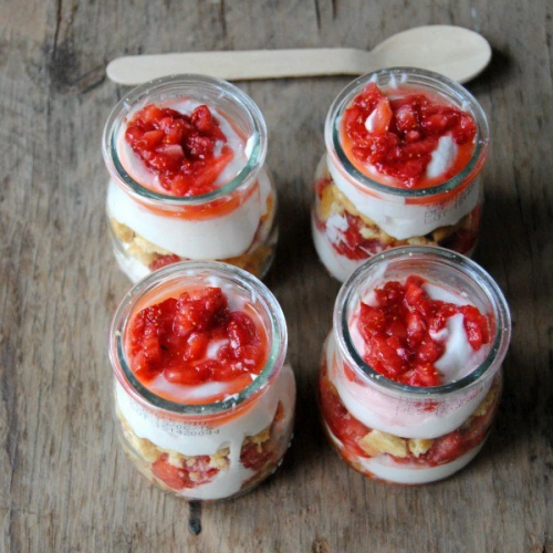 Recette Verrine fraises mascarpone et galettes bretonnes