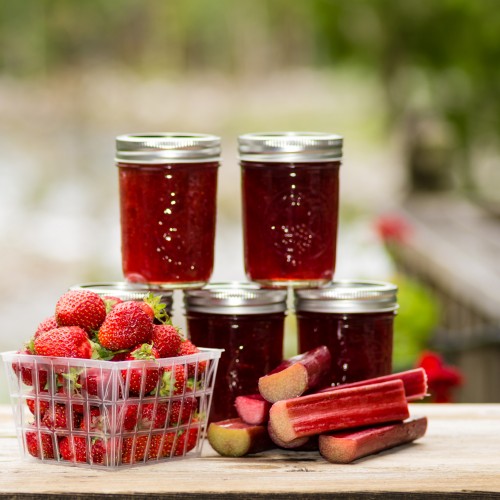 Recette Confiture de rhubarbe et fraises confites