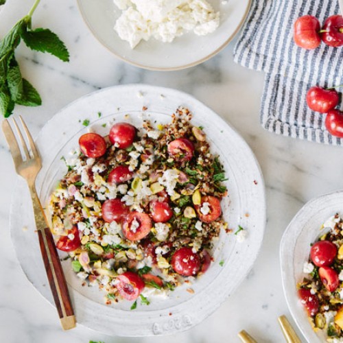 Recette Salade de quinoa à la feta et aux cerises