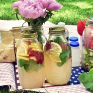 Limonade aux fraises, menthe et citron