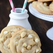 Cookies au chocolat blanc et aux noix de macadamia