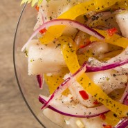 Ceviche de Cabillaud, de la mangue et une touche picante