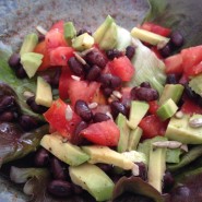 La salade d'Ania: haricots Aduki, avocat, graines de tournesol