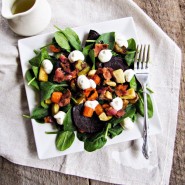 Salade de legumes rôtis et mousse de chèvre