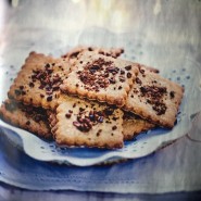 Biscuits au lait et aux fèves de cacao