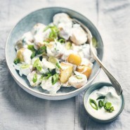 Salade de pommes de terre aux cébettes