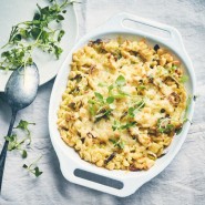 Spaetzle maison à l'ail, aux cébettes et à l'emmental