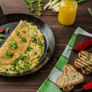 Omelette aux oignons nouveaux