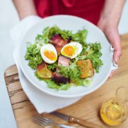 Frisée aux lardons