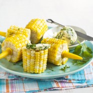 épis de maïs au beurre de basilic et parmesan