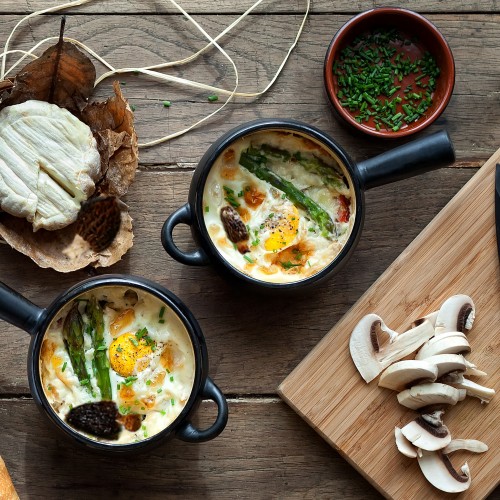 Recette Oeufs cocotte aux asperges, morilles et parmesan