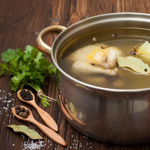 Recette Poulet au bouillon parfumé