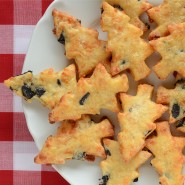 Sablés au parmesan et olives noires