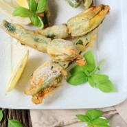 Beignets de fleurs de courgette farcies