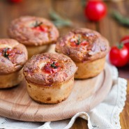 Muffins aux fèves et tomates séchées