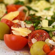 Tomates cerise multicolores au parmesan