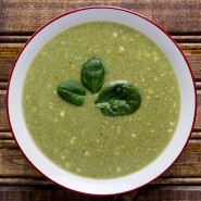 Soupe épinards, avocat & gingembre