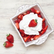 Fraises & chantilly aux herbes