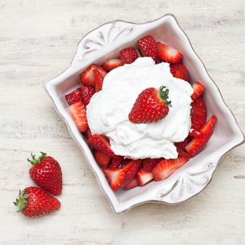 Recette Fraises & chantilly aux herbes