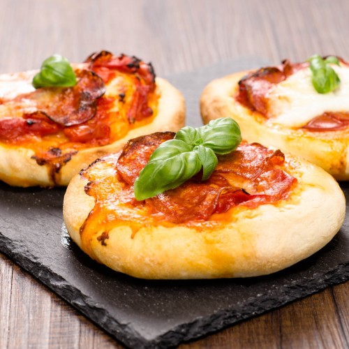 Recette Pizzettes épicées aux miettes de chorizo et mozzarella