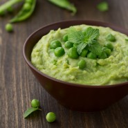 Purée de petits pois à la menthe