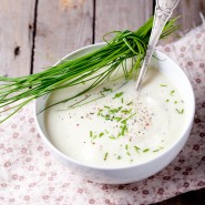 Soupe de chou-fleur aux pousses d'épinards