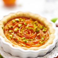 Tarte abricot amandes aux éclats de pistache