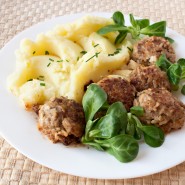 Boulettes de veau aux herbes et purée maison